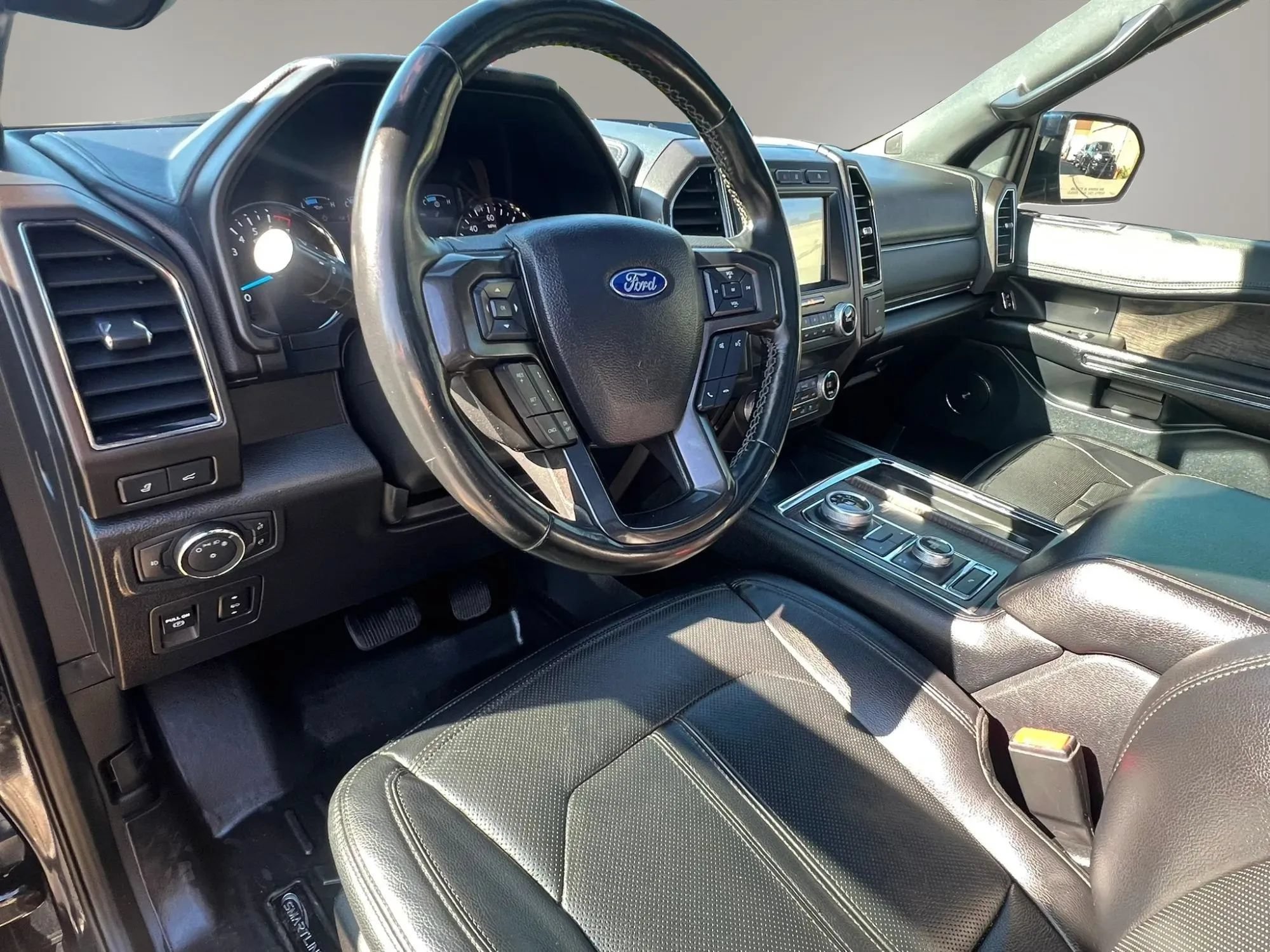 Used 2021 Ford Expedition Max Limited AWD/4WD image 14