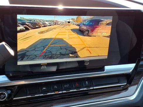 Used 2023 Chevrolet Silverado 1500 LT image 24