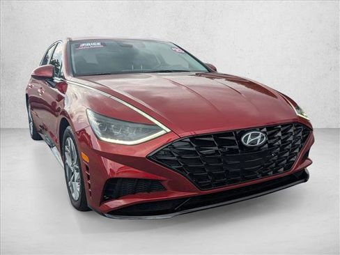 Used 2023 Hyundai Sonata SEL w/ Cargo Package image 3