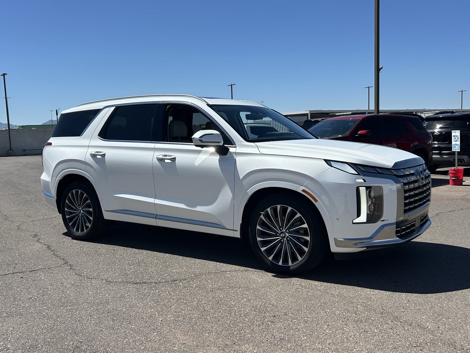 Used 2023 Hyundai Palisade Calligraphy FWD image 7