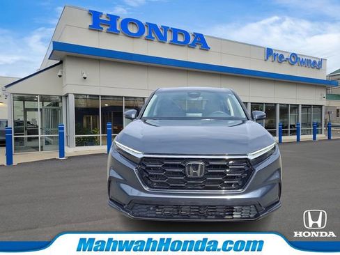 Used 2025 Honda CR-V EX-L image 2