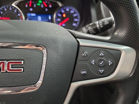 Used 2023 GMC Acadia SLE w/ Elevation Edition FWD image 10
