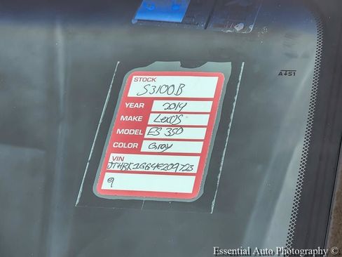 Used 2014 Lexus ES 350 w/ Luxury Package FWD image 17