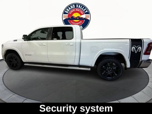 Used 2022 RAM 1500 Laramie AWD/4WD image 9