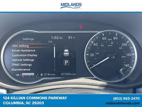 Used 2025 Nissan Versa SV FWD image 17