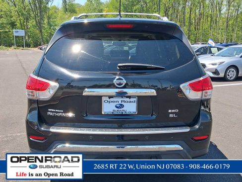 Used 2014 Nissan Pathfinder SL w/ SL Premium Package AWD/4WD image 5