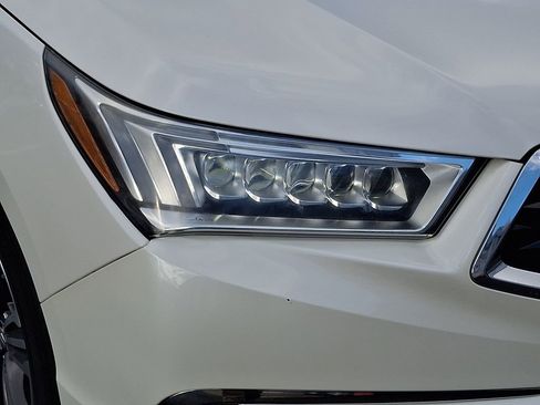 Used 2017 Acura MDX SH-AWD image 12