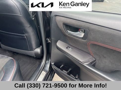 Used 2015 Toyota Camry XSE w/ Advanced Technology Package image 51