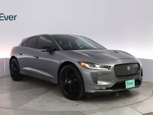 Used 2024 Jaguar I-PACE R-Dynamic HSE image 4