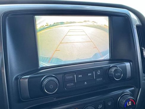 Used 2018 Chevrolet Silverado 1500 LT w/ Texas Edition image 9