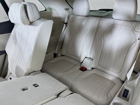 New 2026 Mercedes-Benz EQS 400 4MATIC SUV image 8