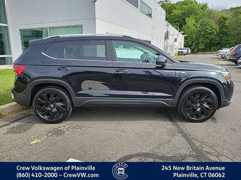 Certified 2023 Volkswagen Taos SE w/ Black Wheel Package AWD/4WD image 33