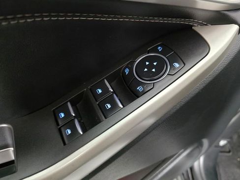 Used 2023 Ford Explorer Limited image 26