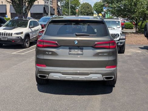 Used 2022 BMW X5 xDrive40i w/ Premium Package AWD/4WD image 4
