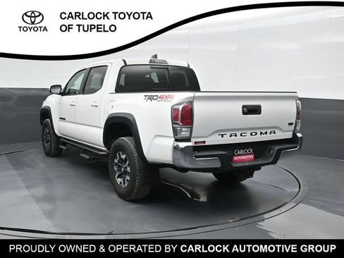 Used 2023 Toyota Tacoma TRD Off-Road AWD/4WD image 11