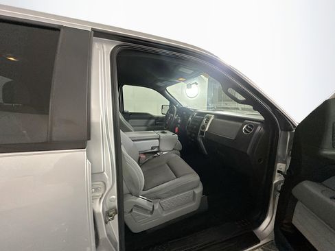 Used 2013 Ford F150 XLT image 28