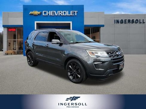 Used 2018 Ford Explorer XLT w/ Equipment Group 202A AWD/4WD image 1