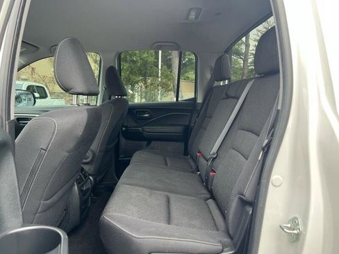 Used 2023 Honda Ridgeline Sport image 8