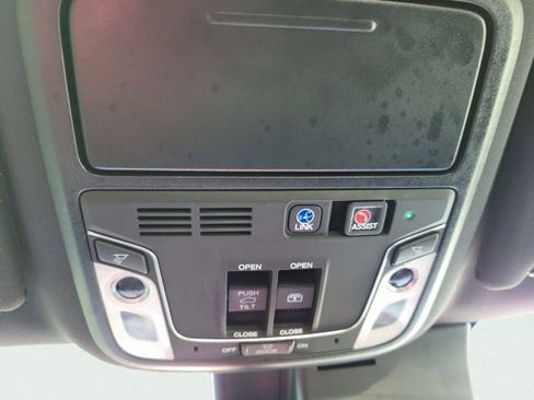 Used 2022 Honda Pilot Black Edition image 44