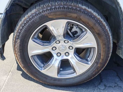 Used 2024 RAM 1500 Laramie RWD image 7