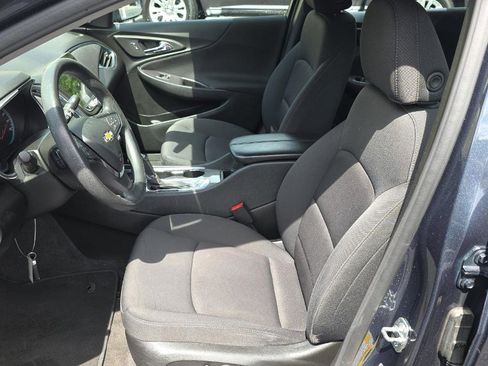 Used 2020 Chevrolet Malibu LT FWD image 6