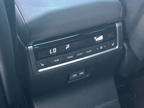 Used 2024 Lexus GX 550 w/ Accessory Package (31) image 13