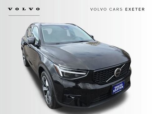 New 2026 Volvo XC40 B5 Plus w/ Climate Package AWD/4WD image 1