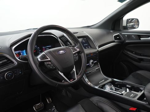 Used 2019 Ford Edge ST w/ Cold Weather Package AWD/4WD image 26