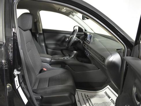 Used 2025 Honda HR-V LX image 30