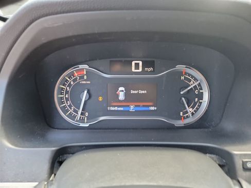 Used 2016 Honda Pilot Touring image 22