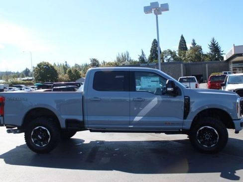 New 2025 Ford F350 Lariat w/ Lariat Ultimate Package image 4