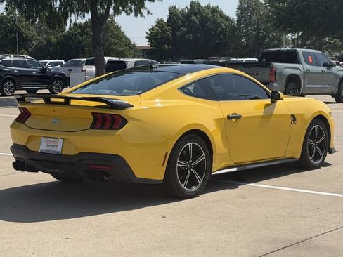 Used 2024 Ford Mustang Premium RWD image 4