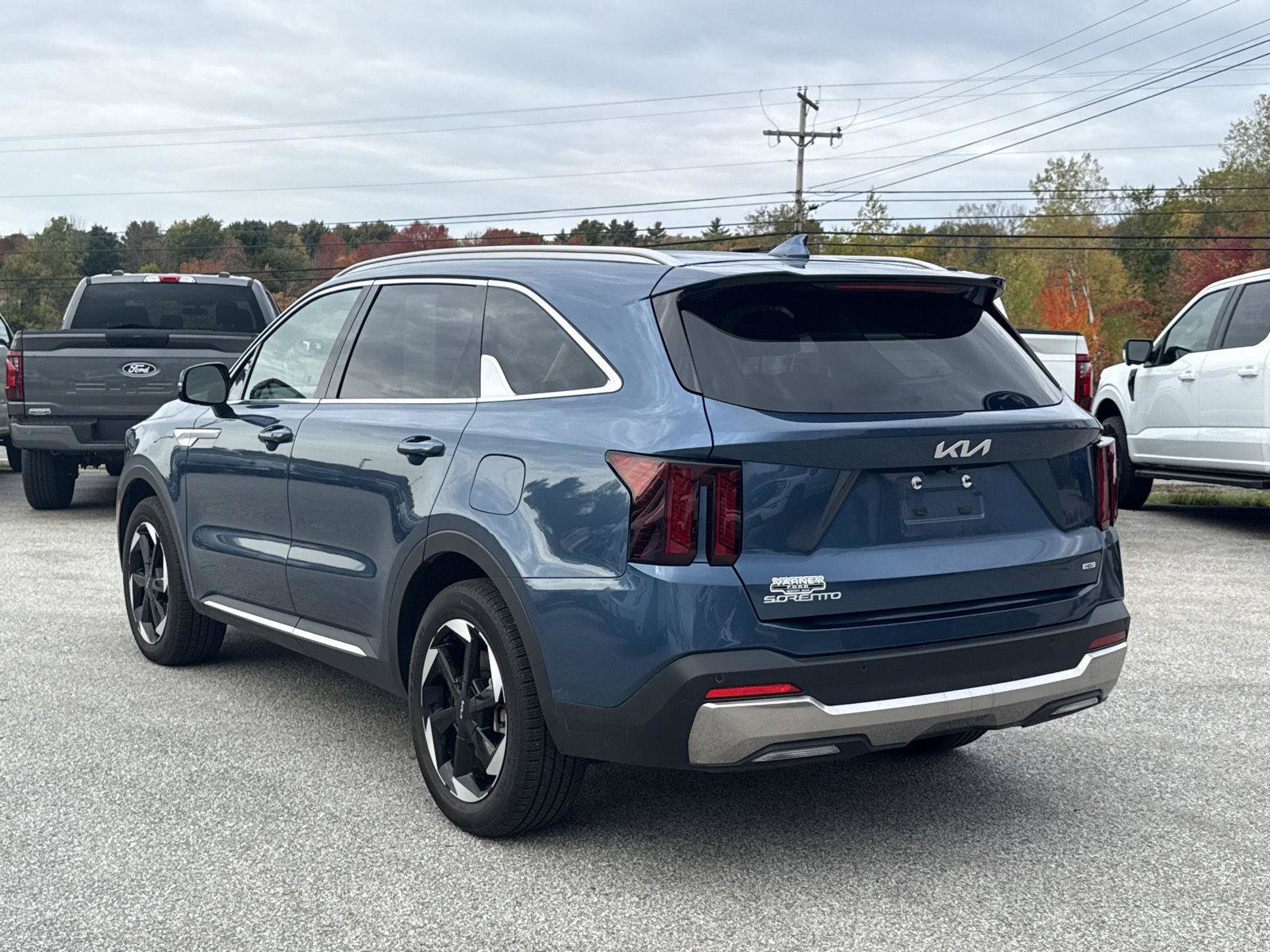 Used 2025 Kia Sorento EX AWD/4WD image 5