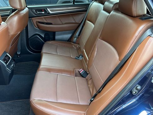 Used 2018 Subaru Outback 3.6R Touring w/ Popular Package #3 image 12