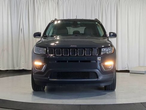 Used 2018 Jeep Compass Limited AWD/4WD image 4