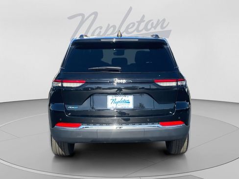 Used 2024 Jeep Grand Cherokee Limited 4xe AWD/4WD image 4