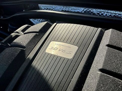 Used 2019 Porsche Macan S AWD/4WD image 30