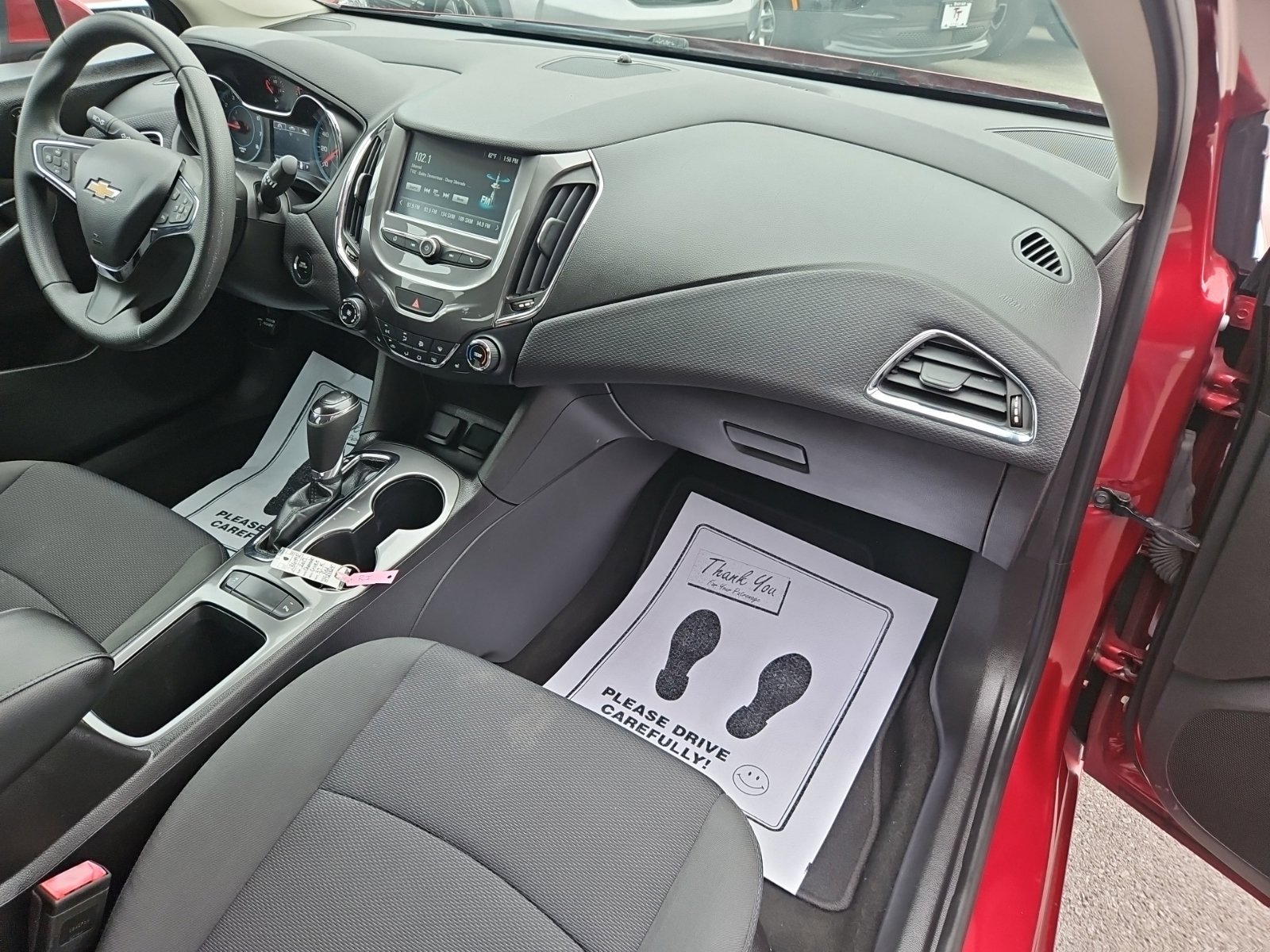 Used 2017 Chevrolet Cruze LT w/ Convenience Package FWD image 20