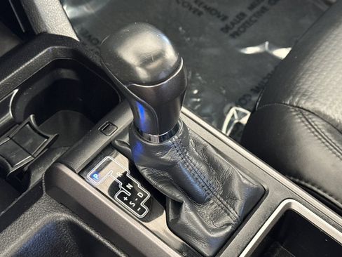 Used 2021 Toyota Tacoma TRD Sport w/ TRD Premium Sport Package AWD/4WD image 23
