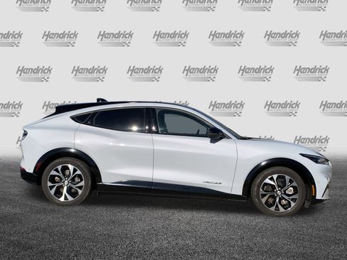 Used 2022 Ford Mustang Mach-E Premium image 11