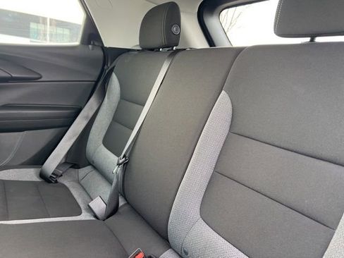 Used 2025 Chevrolet TrailBlazer LT image 29