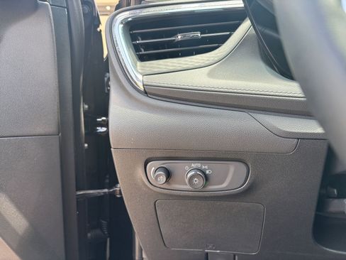 Used 2025 Buick Encore GX Preferred FWD image 33