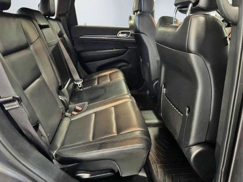 Used 2019 Jeep Grand Cherokee Limited AWD/4WD image 24