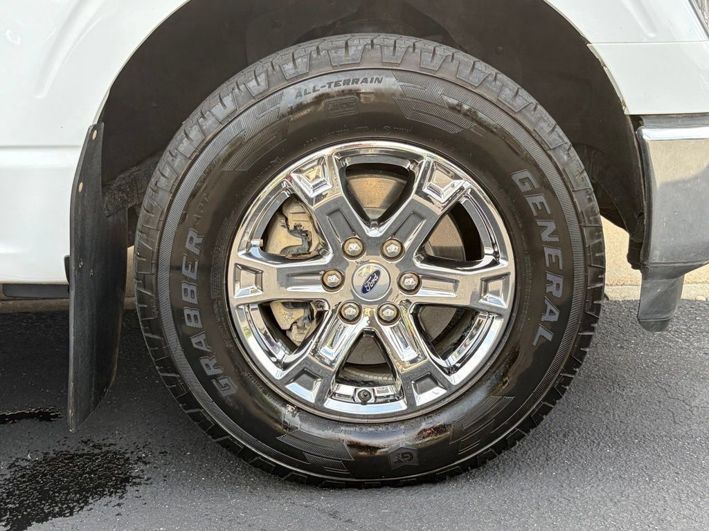 Used 2023 Ford F150 XLT w/ XTR Package AWD/4WD image 32