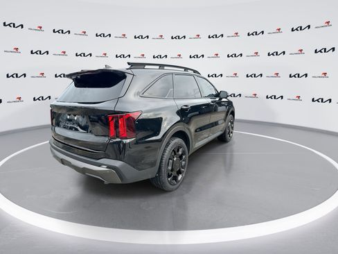 Certified 2024 Kia Sorento SX Prestige AWD/4WD image 8