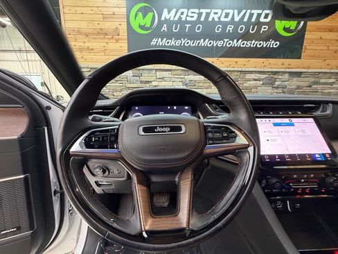 Used 2023 Jeep Grand Cherokee Summit w/ Luxury Tech Group V AWD/4WD image 25