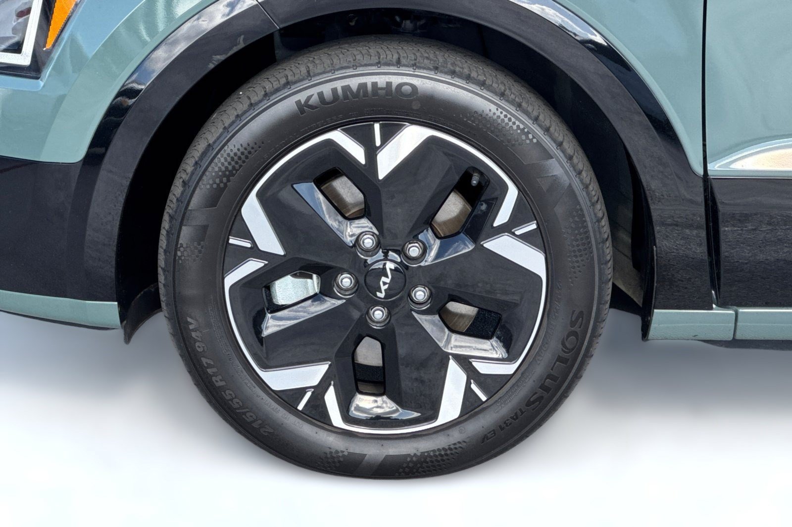 Used 2023 Kia Niro Wind w/ Wind Preserve Package FWD image 13
