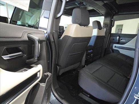 New 2026 GMC Hummer EV SUV image 5