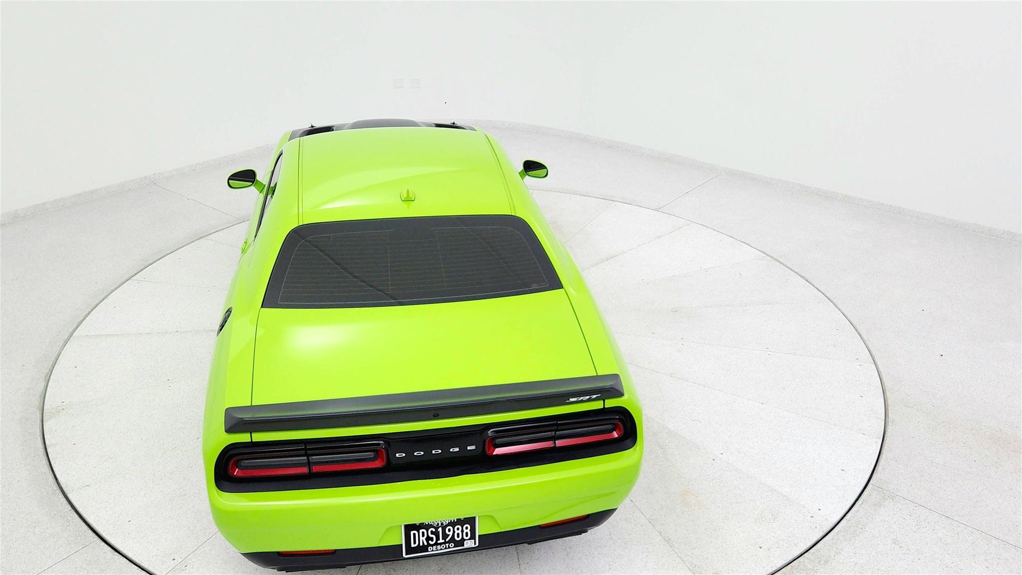 Used 2015 Dodge Challenger SRT Hellcat RWD image 27