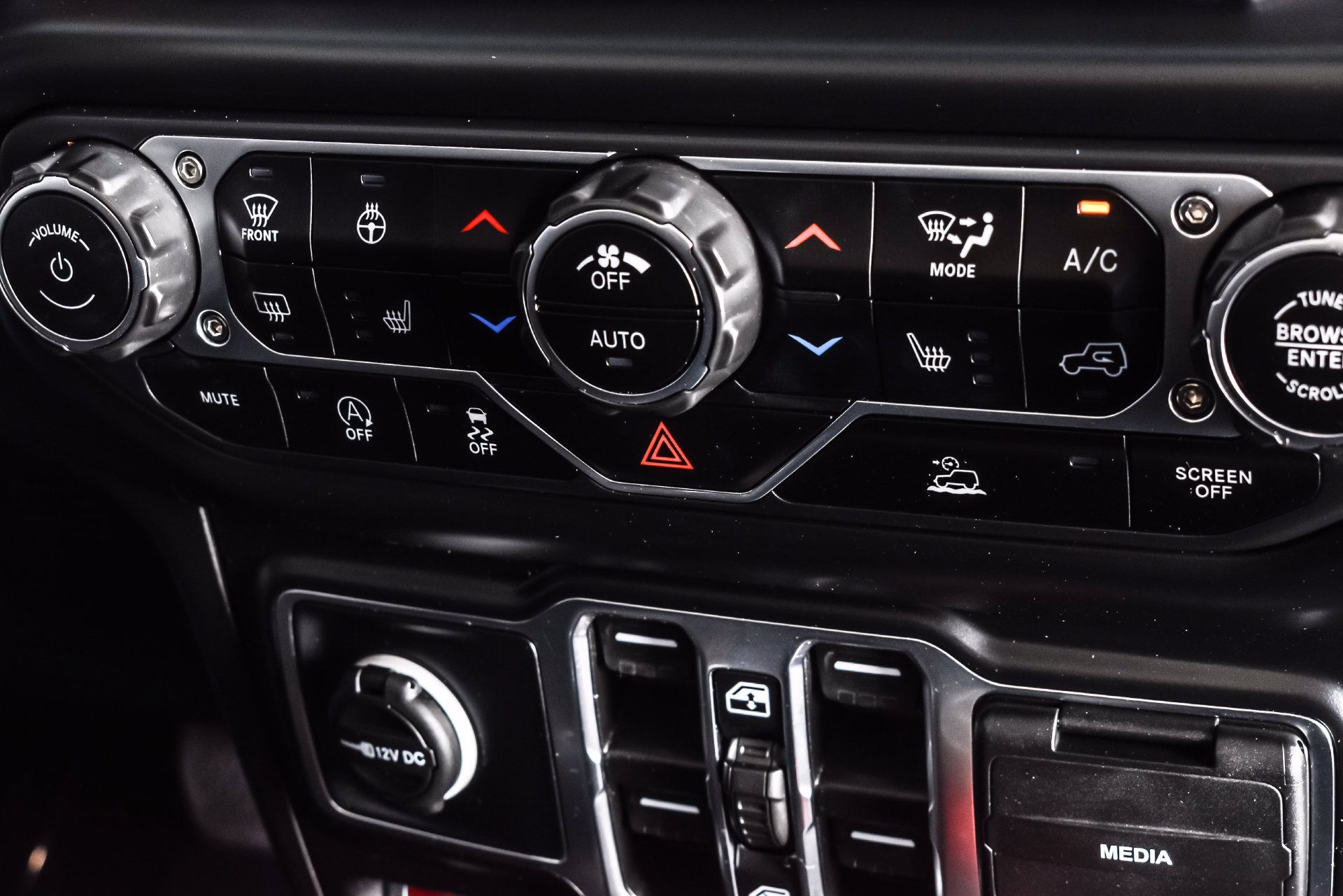Used 2022 Jeep Gladiator Mojave w/ LED Lighting Group AWD/4WD image 25
